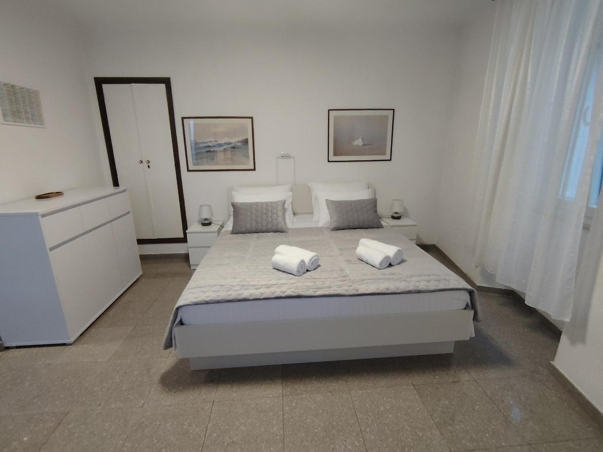 Apartament Old Varos 1